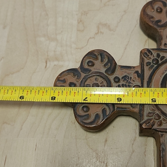 Large wall hanging cross - Picture 10 of 13